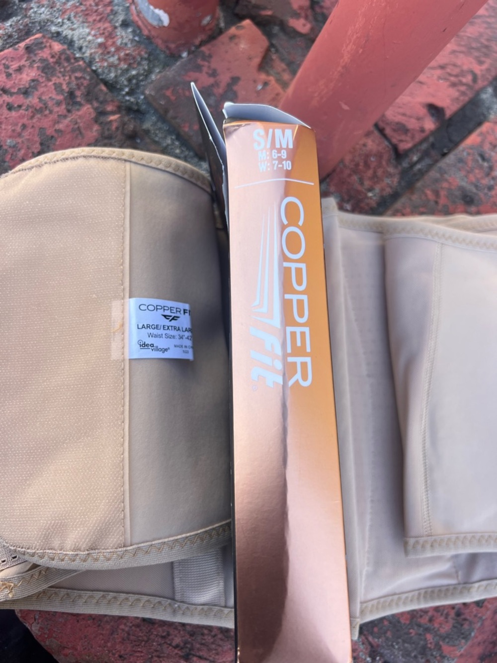 Copper Fit Beige Compression/Support Belt with Copper Fit Energy Socks - Picture 6 of 6